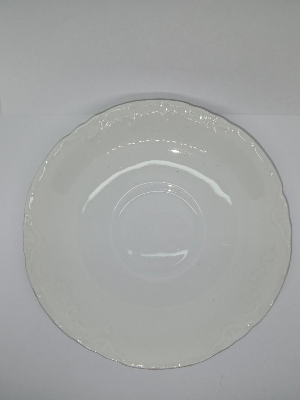 VINTAGE ANTIQUE ROYAL SEMI-PORCELAIN JOHNSON BROS ENGLAND WHITE SAUCER TEA PLATE